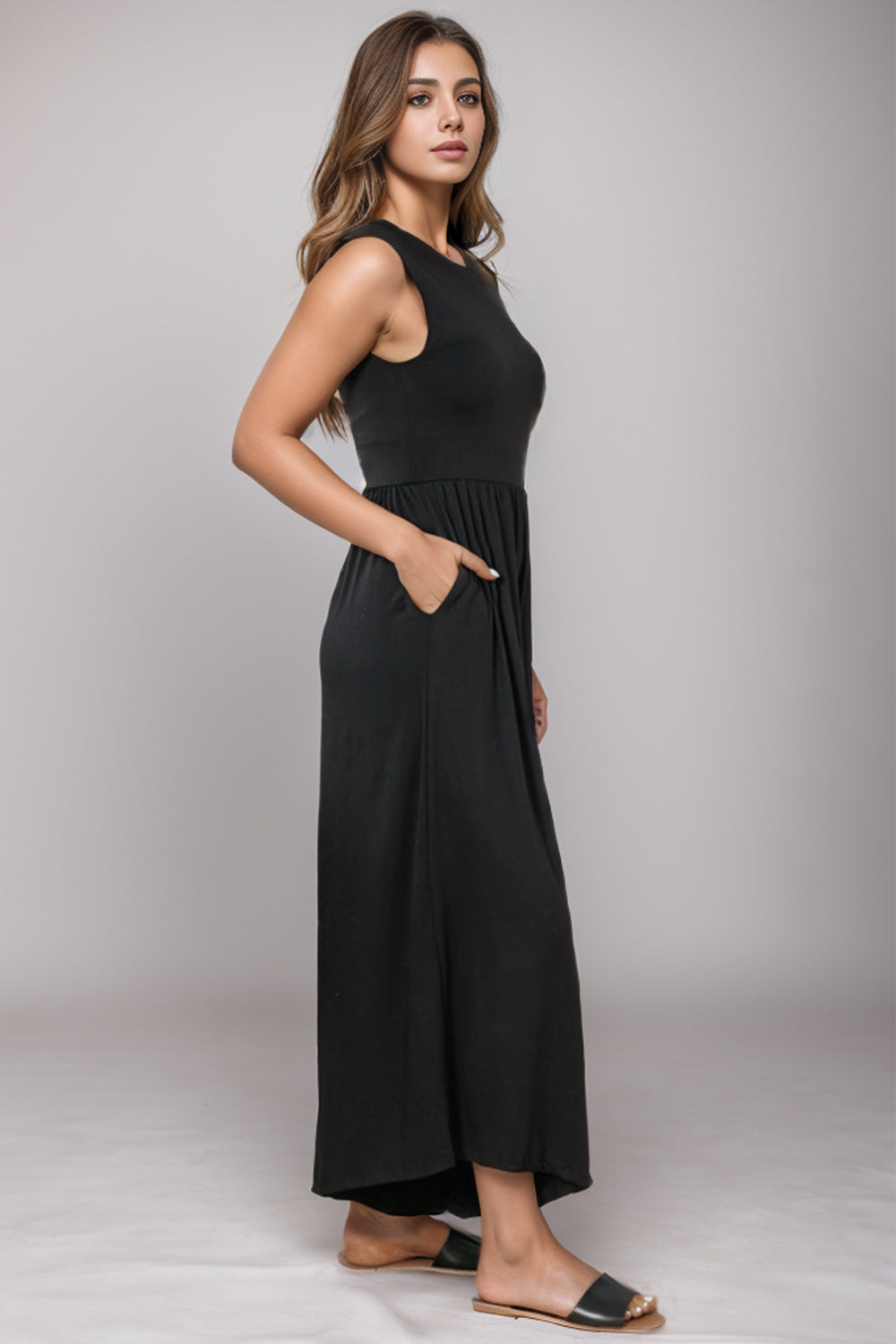 TFE: Round Neck Sleeveless Jumpsuit with Pockets