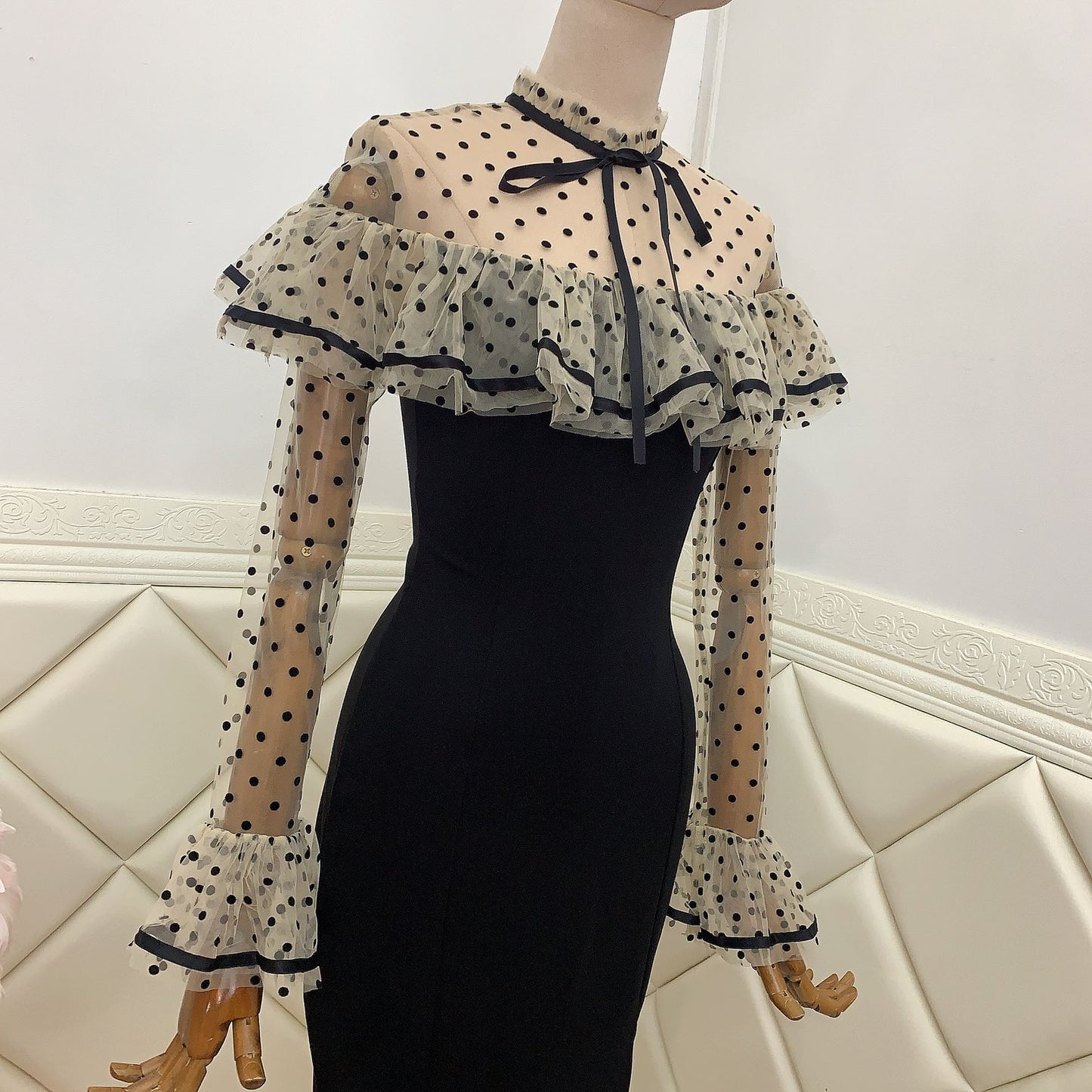 TFE: French Romantic Polka Dot Mesh Slim Mid-length Dress