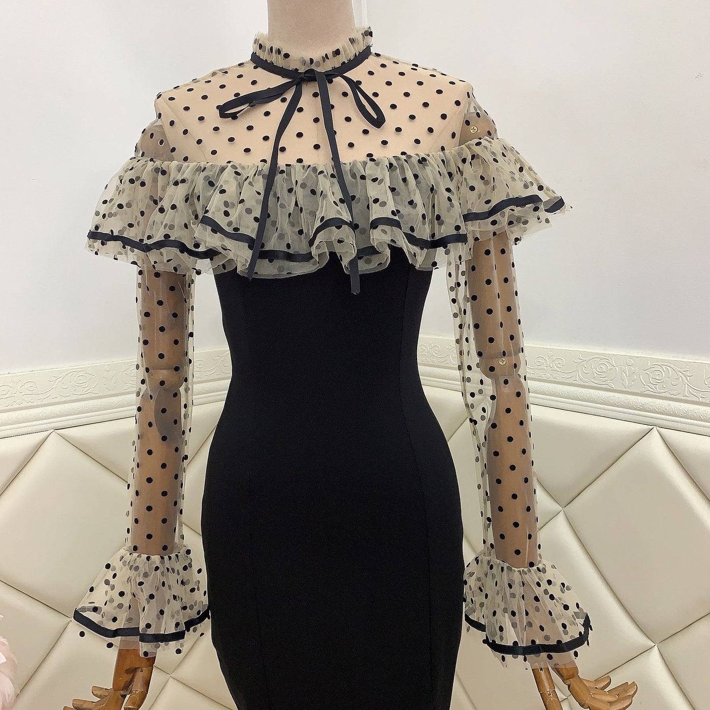 TFE: French Romantic Polka Dot Mesh Slim Mid-length Dress