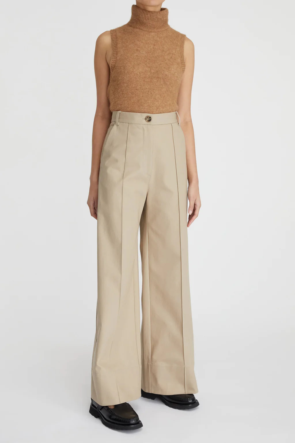 TFE: Chic & Fearless- Empower Your Wardrobe with Wide Leg Tailored Trousers