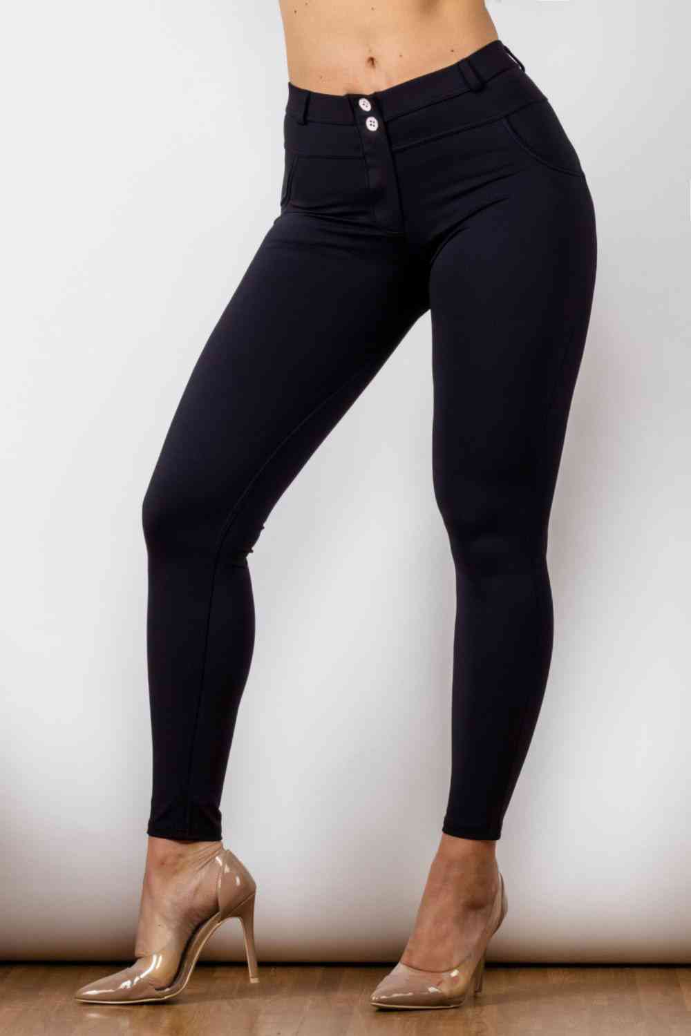 TFE: Full Size Contrast Detail Buttoned Leggings