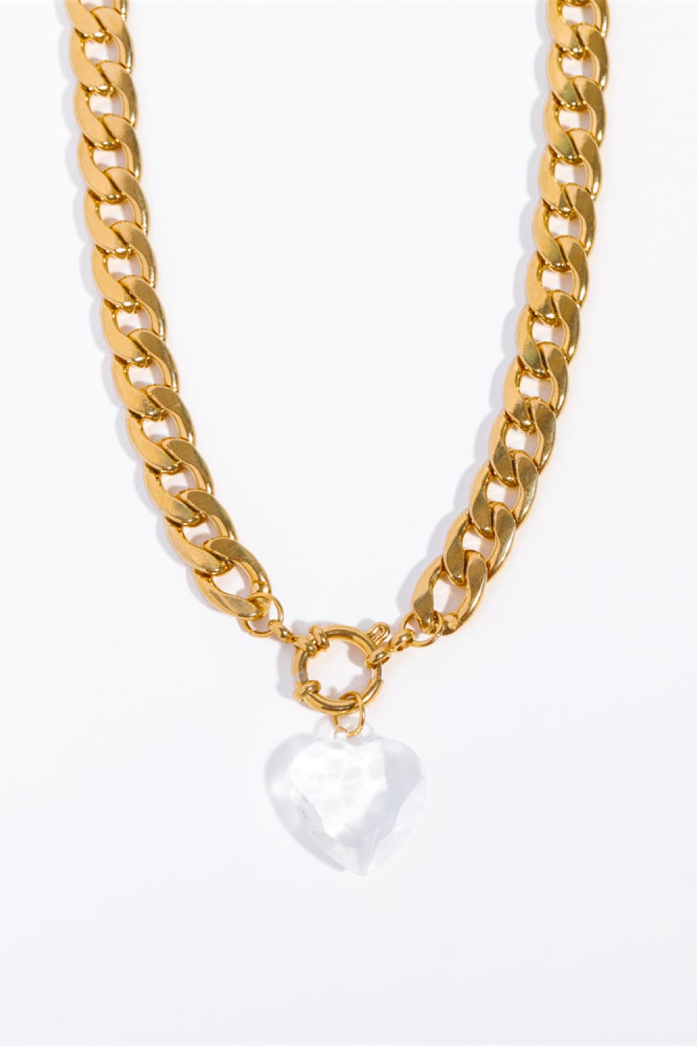 TFE: Acrylic Heart Pendant Curb Chain Necklace