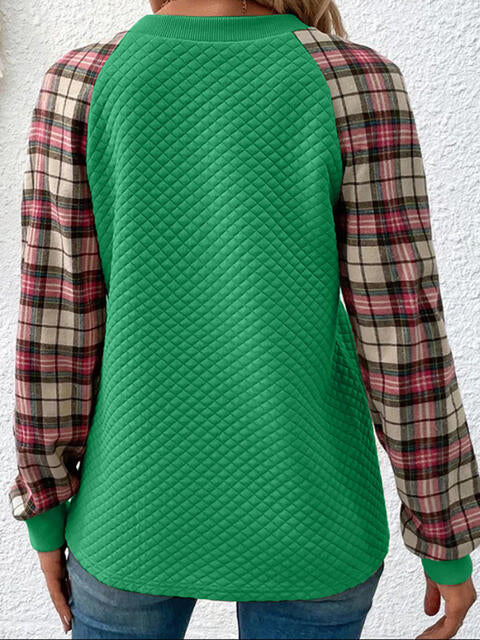 TFE: Sweatshirt with a Round Neck in a Plaid Pattern