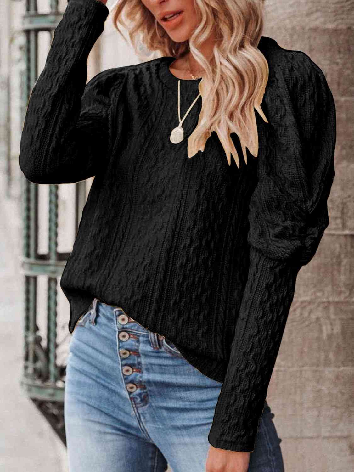 TFE: Knit Top with a Round Neck and Puff Sleeves