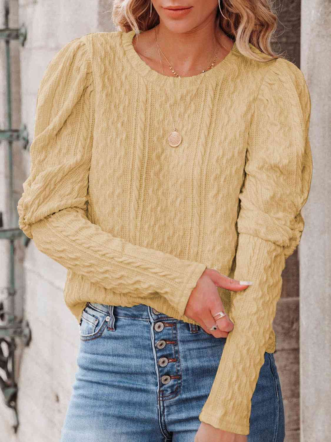 TFE: Knit Top with a Round Neck and Puff Sleeves