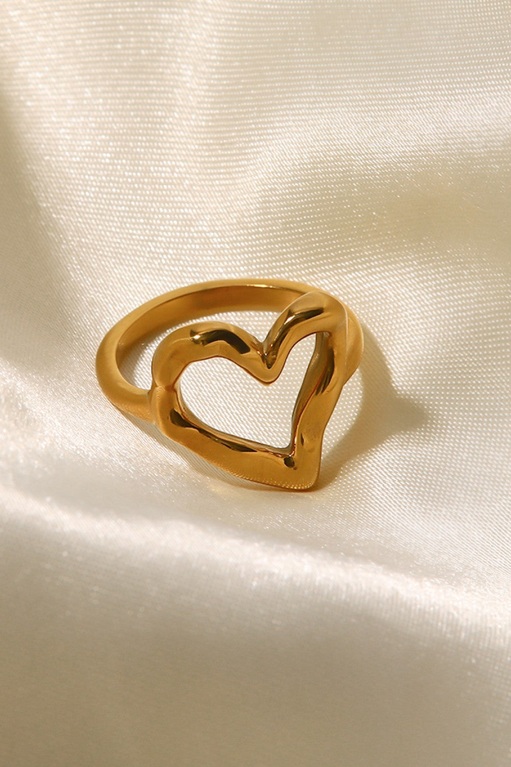 TFE: 18K Gold Plated Heart-Shaped Ring