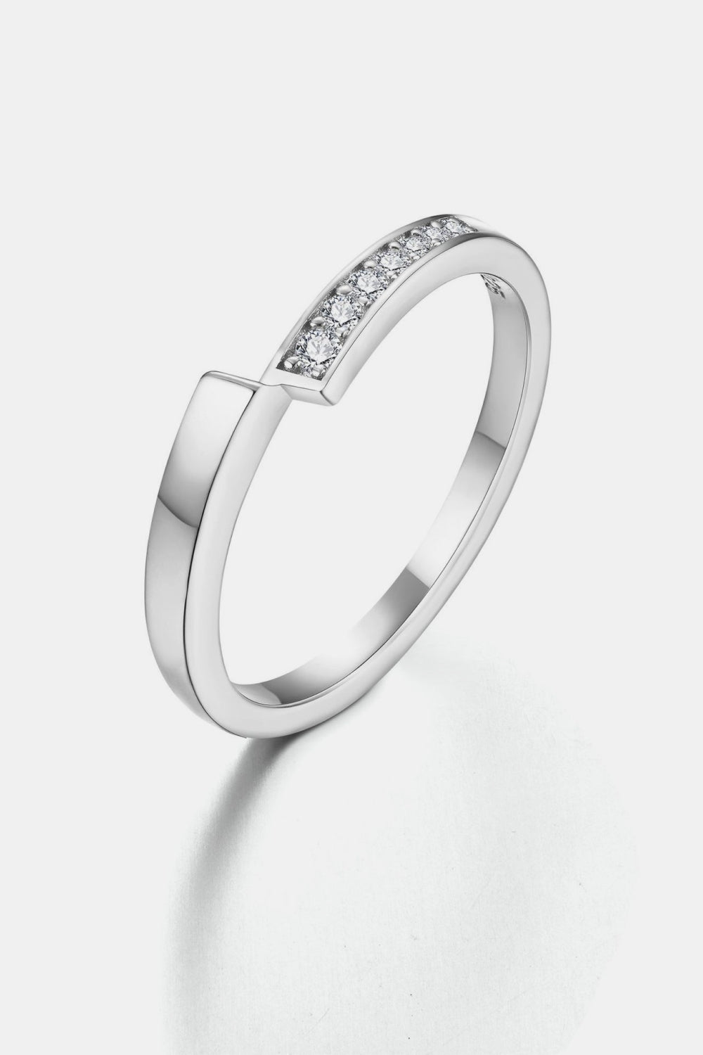 TFE: Modern Moissanite 925 Sterling Silver Ring