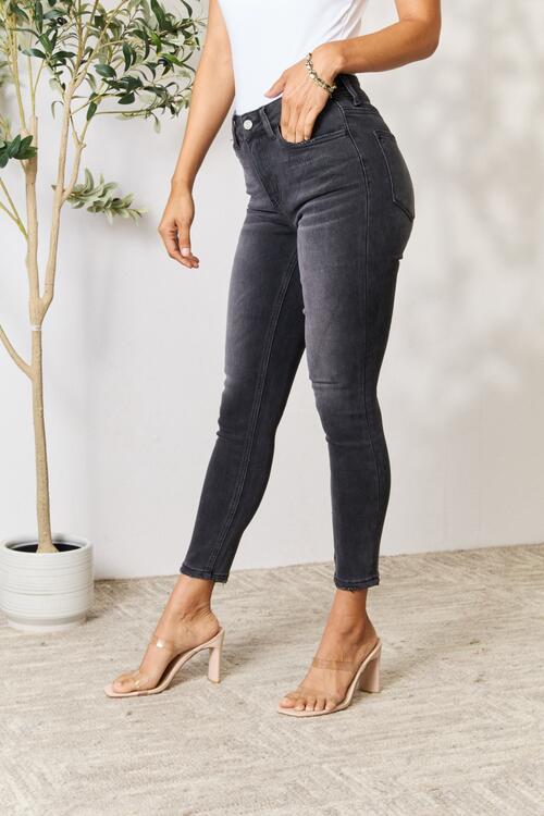 TFE: Cropped Skinny Jeans