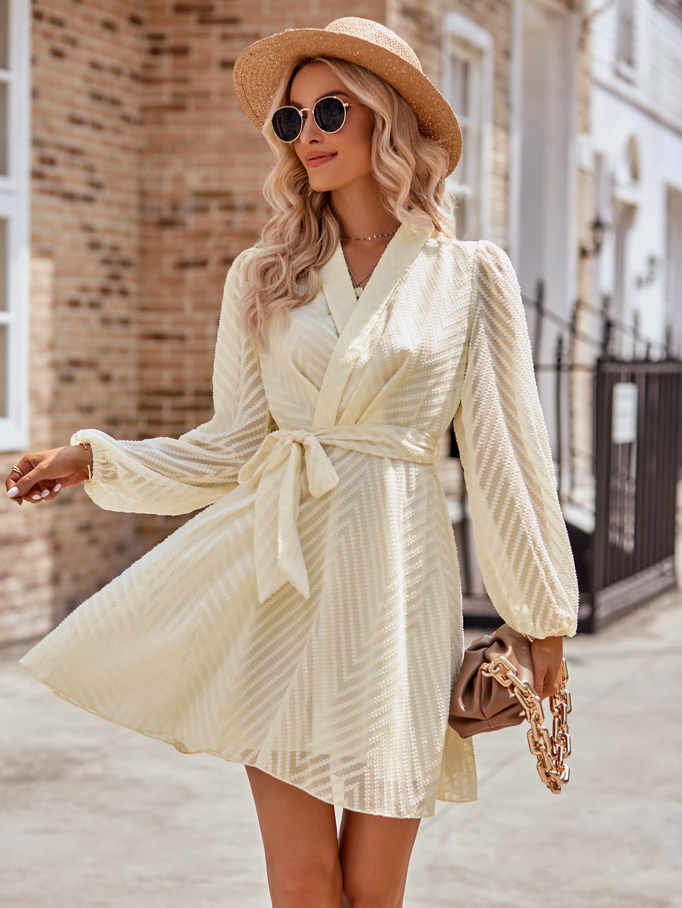 TFE: Chic Long Sleeve Mini Dress with a Stylish Surplice Neck and Belt